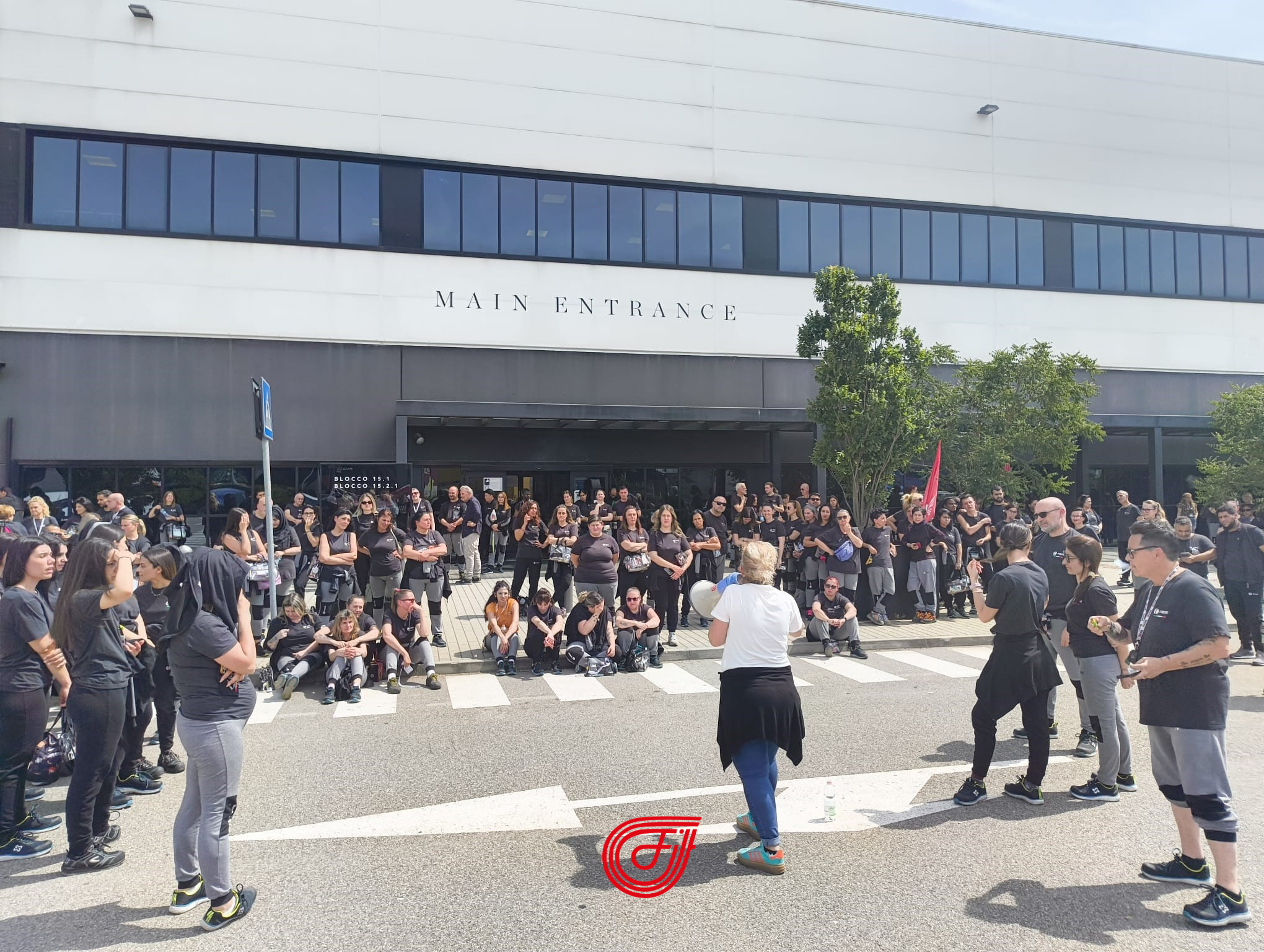 Fiege (Magazzini logistica Yoox Interporto Bologna), FILT CGIL: "Si avvii fase di contrattazione per occupazione stabile e migliori condizioni economiche per lavoratrici e lavoratori"